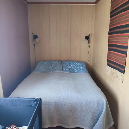 Apartment Naer E4 I Sentrum Av *